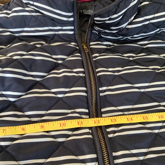 E Studio Woman plus size Puffer Body Warmer in Navy Blue/white Stripe - Picture 4 of 6